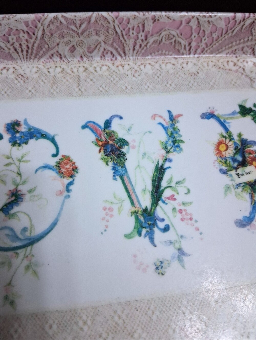 Vintage Style Victorian / Edwardian LOVE Trinket Dish Jewelry Tray - Picture 6 of 14